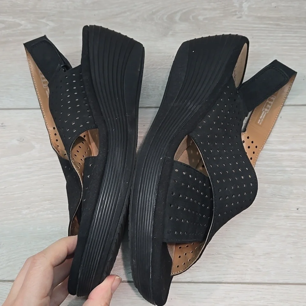 Clarks good comfortable